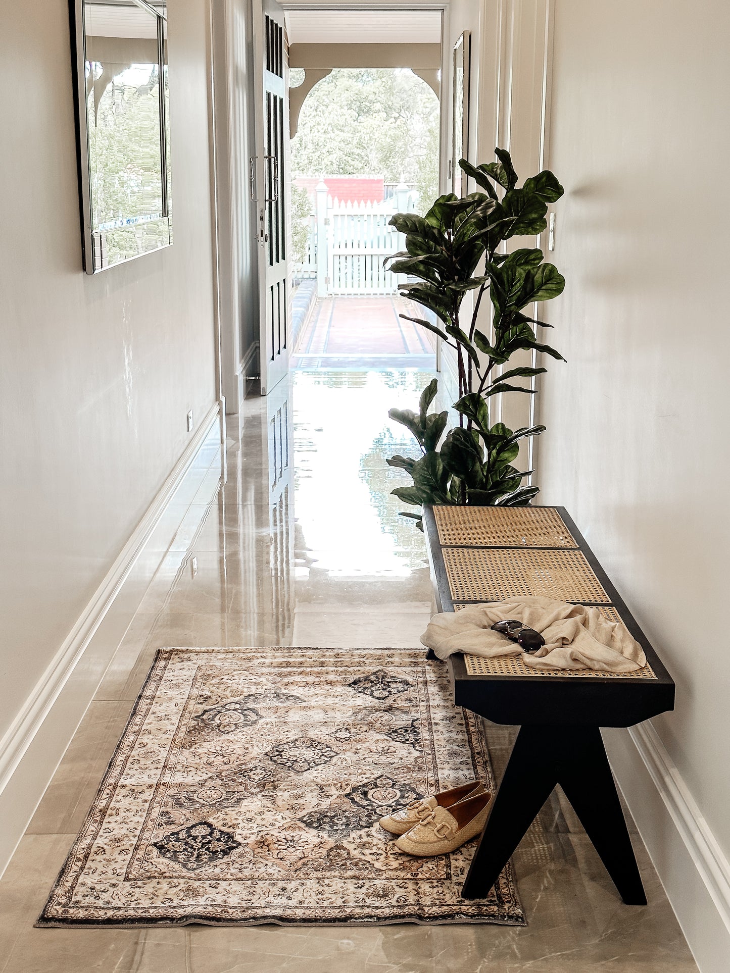 Shilloi Multicolour Washable Carpet Rug