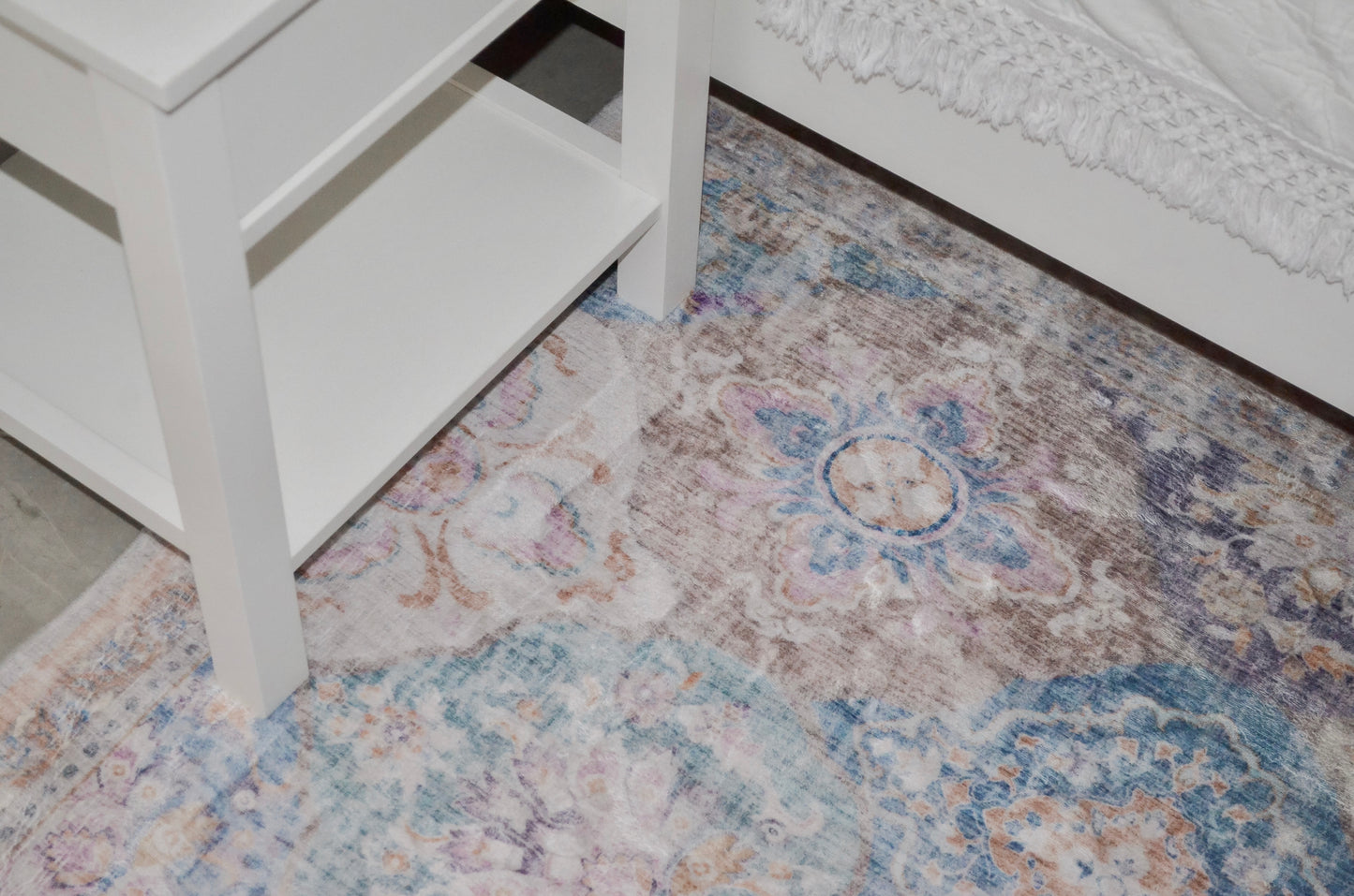 Chighu Multicolour Distressed Machine Washable Rug