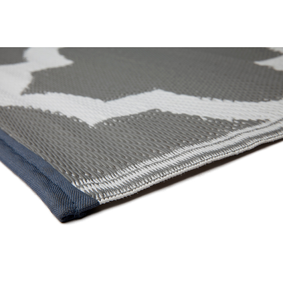 Tangier Grey and White Trellis Recycled Plastic Large Rug