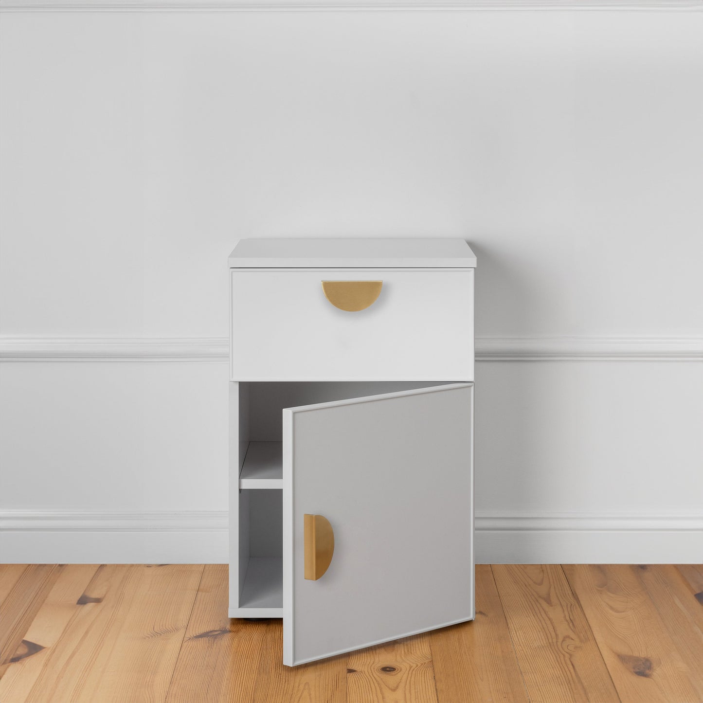 PORTO BEDSIDE TABLE - WHITE - SLIM - HALF MOON BRASS