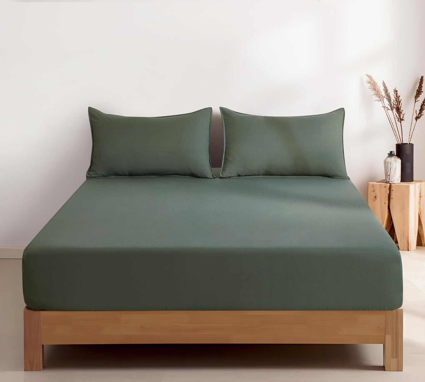 100% Vintage Washed Microfibre Fitted Sheet Set – Ultra Soft & Lightweight All-Season Fitted Sheet with 2 Pillowcases (Khaki Green, Double Size)