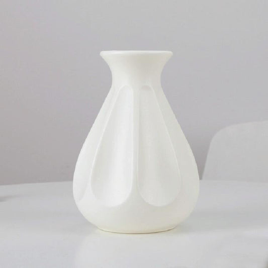 Drop-resistant Plastic Vase for Dry and Wet Flower Arrangements - Milk White