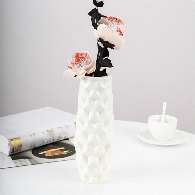 Creative Diamond-shaped Vase for Dry and Wet Flower Arrangements - Pink
