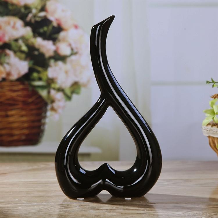 Creative Heart-shaped Ceramic Flower Vase for Home Office or Wedding Decor - Green