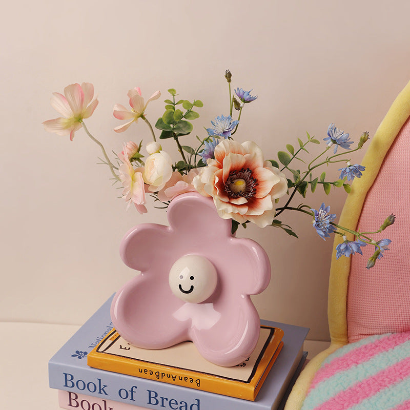 Artistic Floral Smiling Face Vase - Modern Ceramic Decor with Gloss Finish(pink)